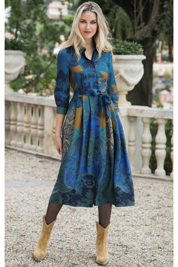 Rochie midi elegantă într-un imprimeul abstract artistic în albastru intens și verde smarald [1]