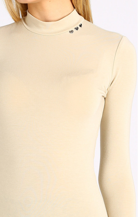 High neck blouse with accent