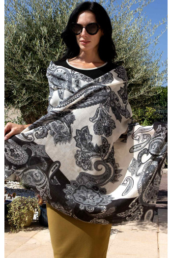 Magnifică moale și caldă eșarfă cu desing authentic din lână fină
