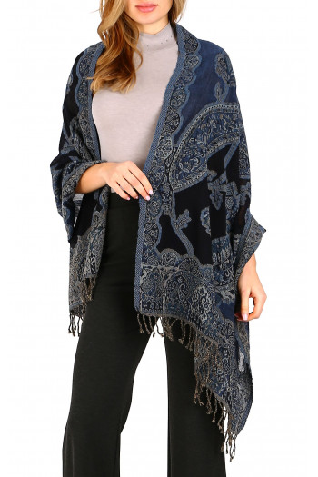 Magnifică moale și caldă eșarfă cu desing authentic  din lână fină 