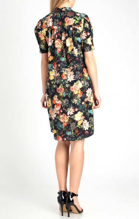 Rochie confortabilă tip cămașă într-un imprimeu floral colorat [1]
