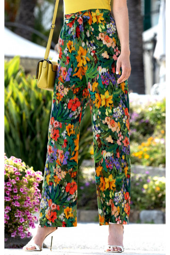 Loose-fit floral printed trousers [1]
