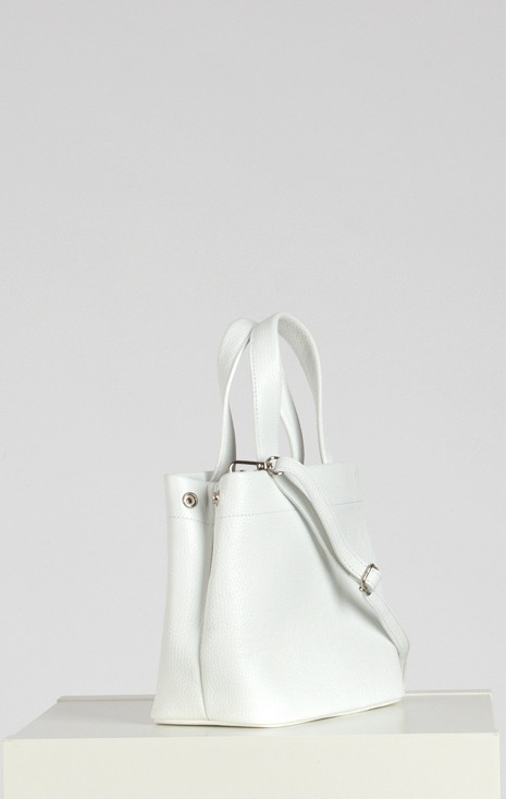 Genuine leather bag in white