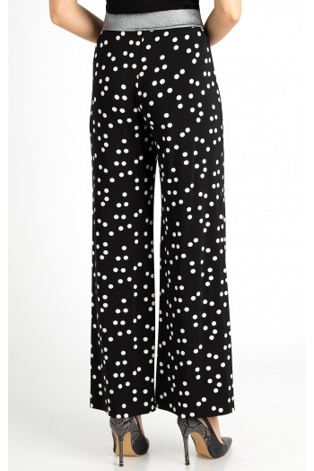 Comfortable loose-fit trousers in Black [1]