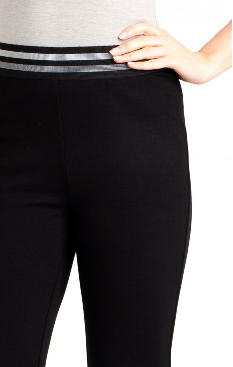 Pantalon negru din material strămt tricot [1]