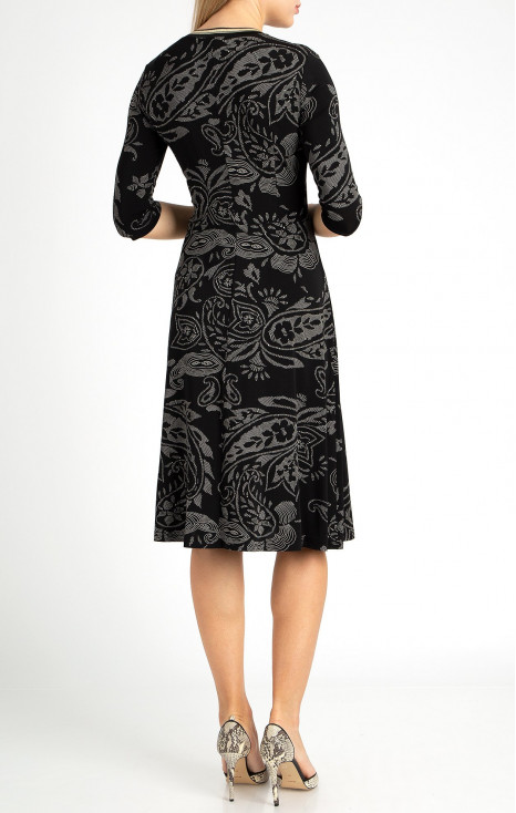 Rochie de stil din jerseu greoi luxos în culoare neagră cu motive de cașmir [1]