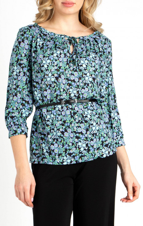 Bluză elegantă din viscoză delicată cu siluetă lejeră și motiv floral de culoare Lavender