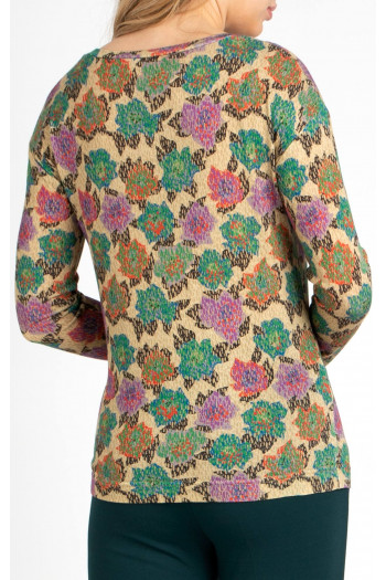 Bluză lejeră cu motive florale pe fond bej [1]