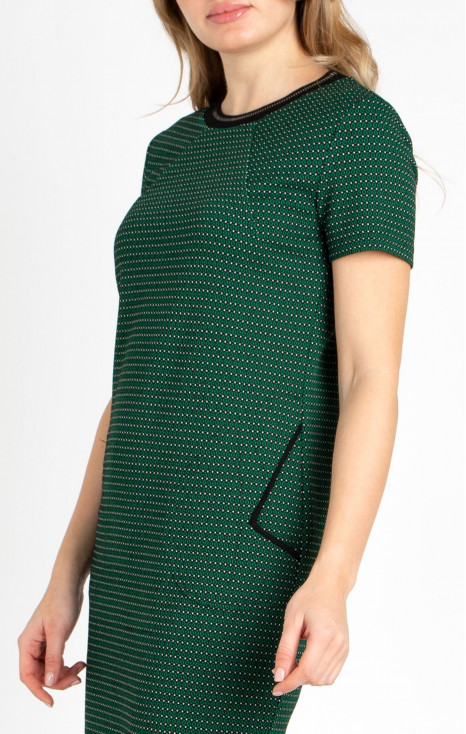 Rochie confortabilă dintr-un material de tricot de lux, de culoare Amazon Green
