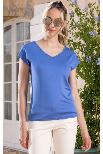 Bluză într-o siluetă lejeră  din tricot ușor tip jerseu de culoare Silver Blue cu cristale Swarovski