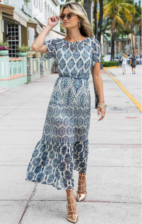 Flowing maxi dress with an eye-catching graphic print [1]