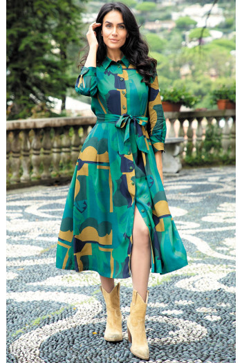 Rochie midi stilată într-o combinație colorară frumoasă de Emerald Green și Dried Tobacco cu model grafic 