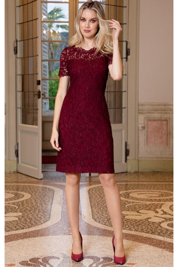 Rochie formală din dantelă într-o culoare superbă Burgundy