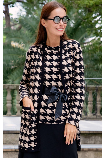 Cardigan cu mânecă lungă dintr-un material moale de colare bej pepit 