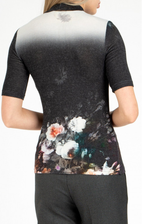 Bluza din tricot moale, cu guler polo scurt și imprimeu floral