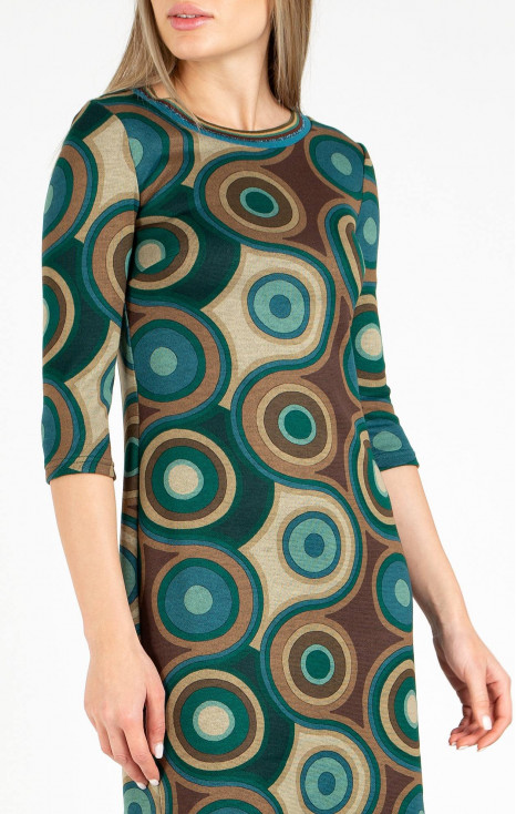 Rochie dreaptă din tricot călduros, cu imprimeu grafic în nuanțe de verde și maro