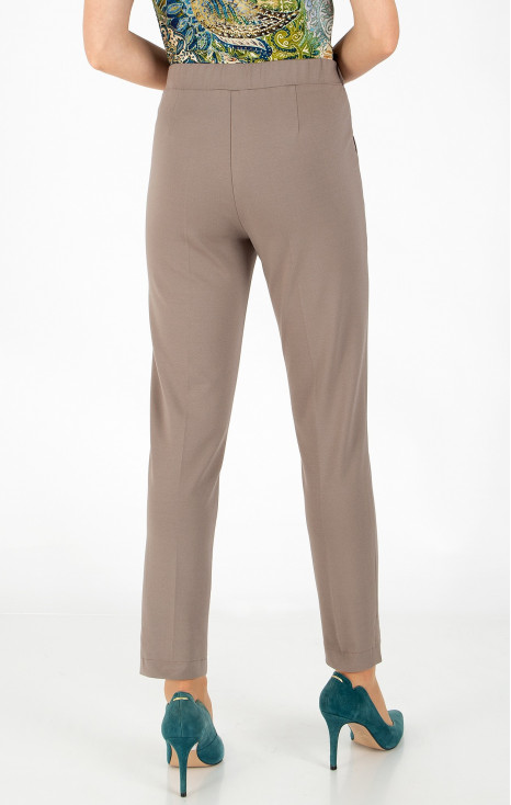 Pantaloni comozi din jerseu ajustat cu buzunare de culoare Taupe [1]