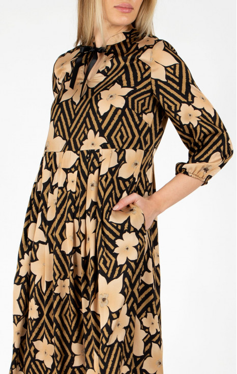 Rochie din viscoză satinată de lux cu imprimeu grafic și motive florale 