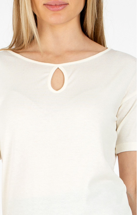 Bluză cu siluetă lejeră cu decupare în formă de picătură la decolteu de culoare Cocconut milk