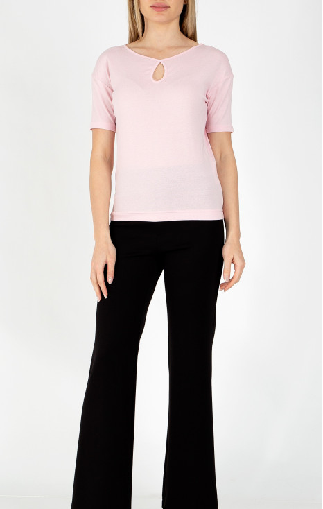 Bluză de culoare Baby Pink cu orificiu în formă de picătură pe decolteu 