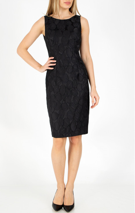 Rochie dreaptă de lux din jacquard negru în relief cu reflecții satinate și motive florale  