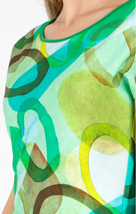 Bluză cu siluetă lejeră și imprimeu grafic, în culori vibrante de verde