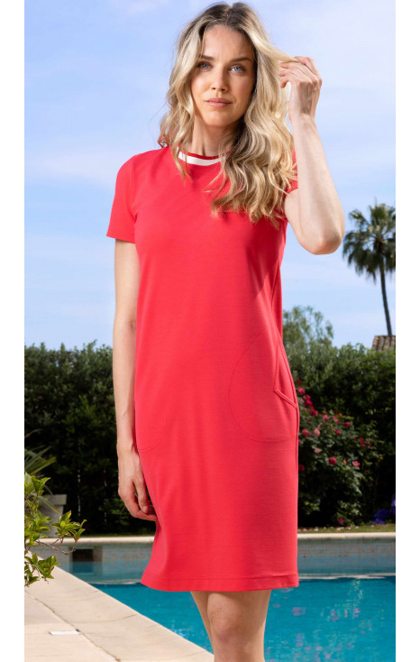 Rochie casual din tricot într-o culoare coral vibrantă