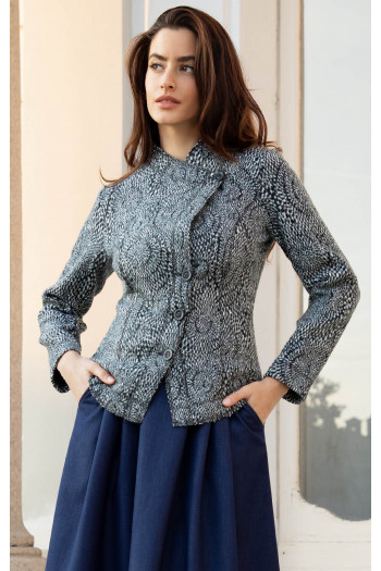 Sacou spectaculos din lână proaspătă, cu închidere asimetrică, în negru și alb