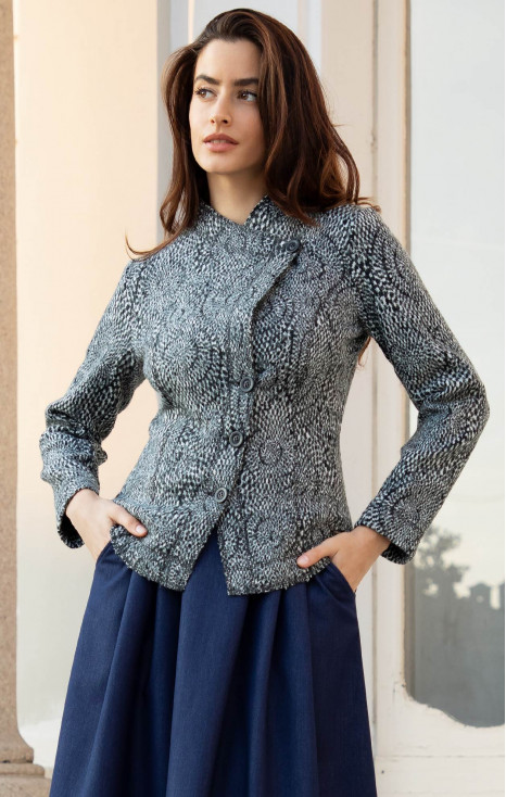 Sacou spectaculos din l&acirc;nă proaspătă, cu &icirc;nchidere asimetrică, &icirc;n negru și alb