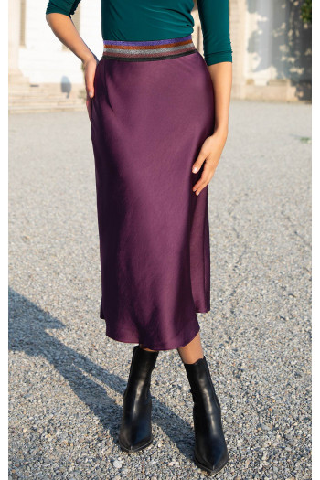 Fustă elegantă din satin, în culoarea Grape Wine