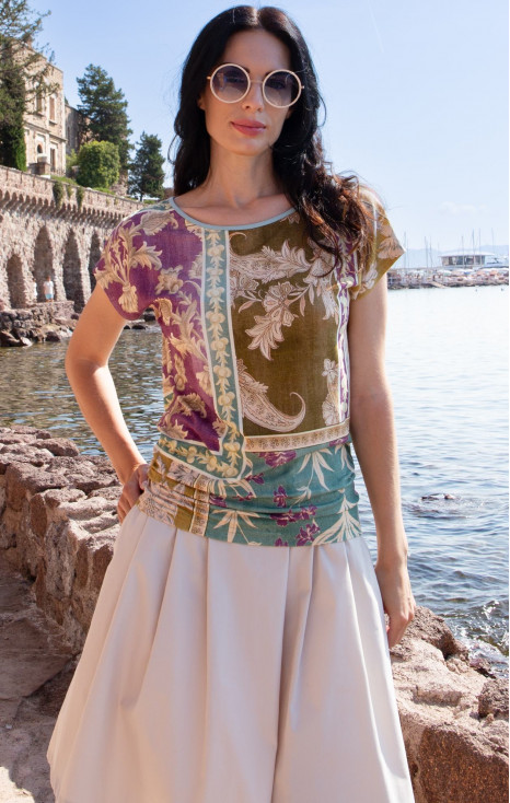 Bluză elegantă cu imprimeu artistic tip patchwork