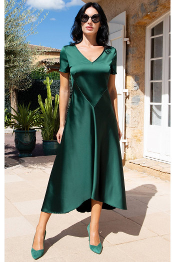 Rochie din satin cu tiv asimetric în nuanța Emerald Green